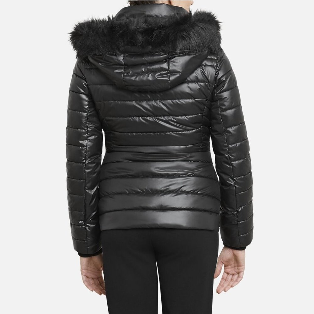 KENNETH COLE FAUX FUR TRIMMED SHORT PUFFER COAT - Picture 2 of 3